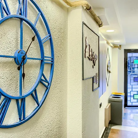 Sirkeci Hotel *